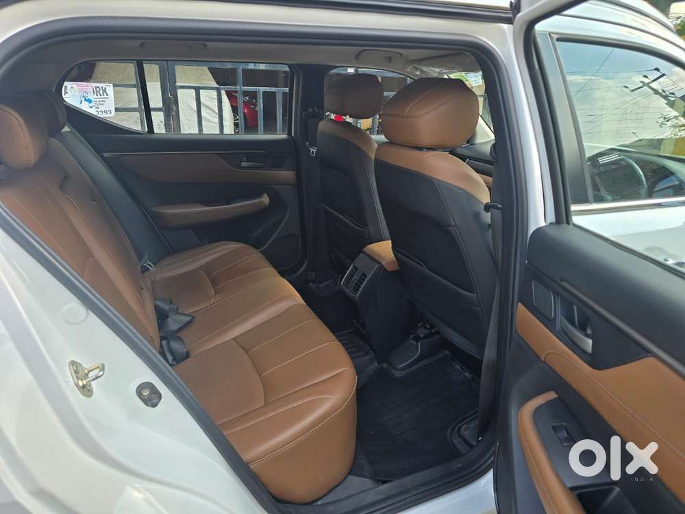 Honda Elevate Zx Mt, 2023, Petrol