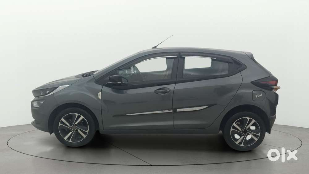 Tata Altroz Xz, 2023, Petrol