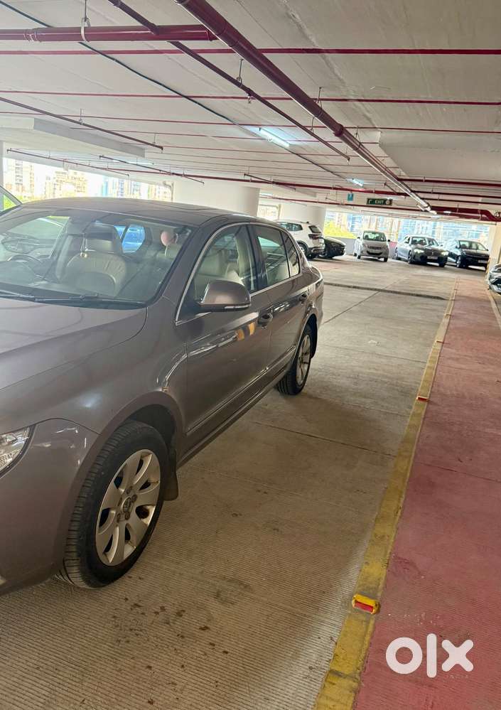 Skoda Superb Elegance 1.8 Tsi Mt