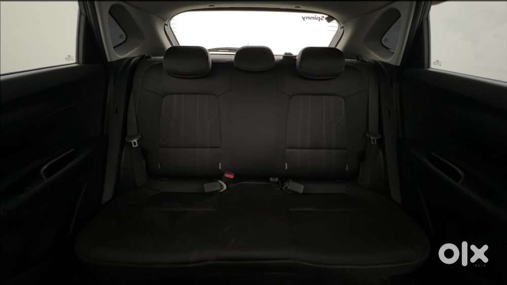 Hyundai I20 Asta (o) 1.2 Ivt, 2023, Petrol