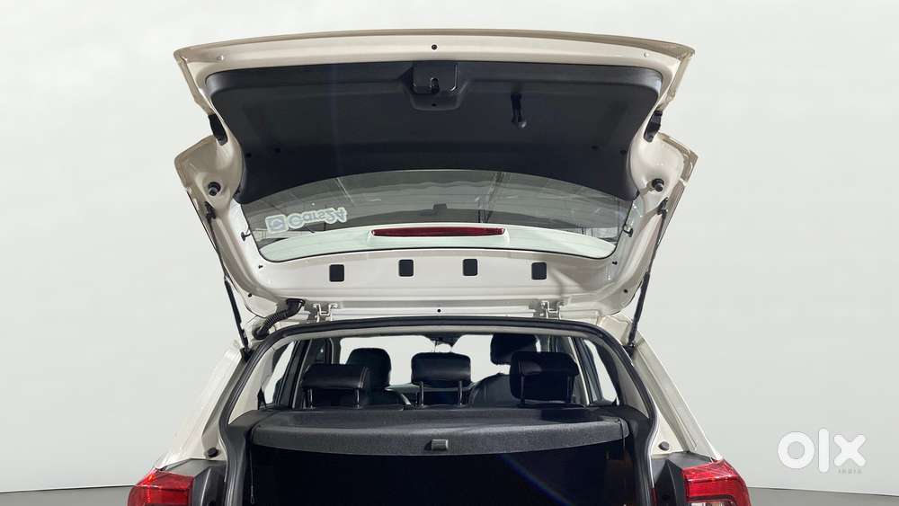 Skoda Kushaq 1.0 Tsi Ambition At, 2023, Petrol