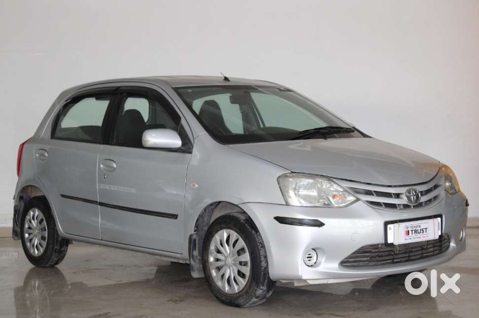 Toyota Etios Liva 2011-2012 G, 2011, Petrol