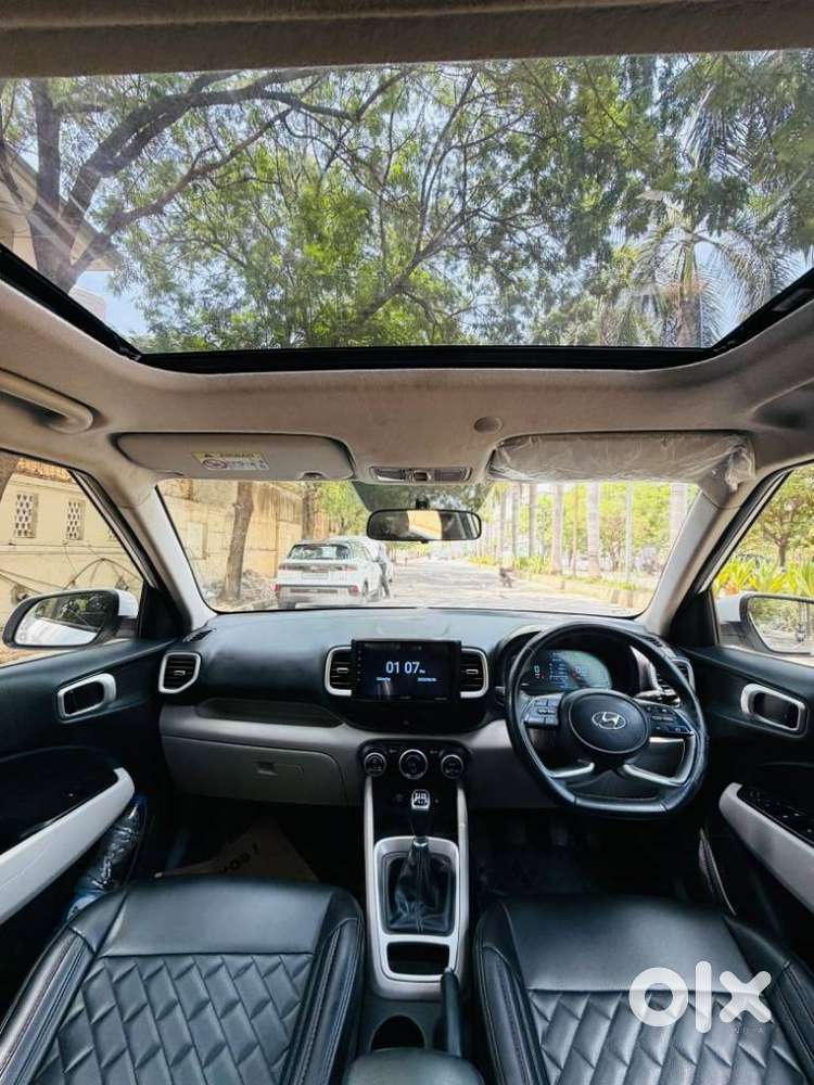 Hyundai Venue Sx (o) Mt 1.5 Diesel, 2023, Diesel