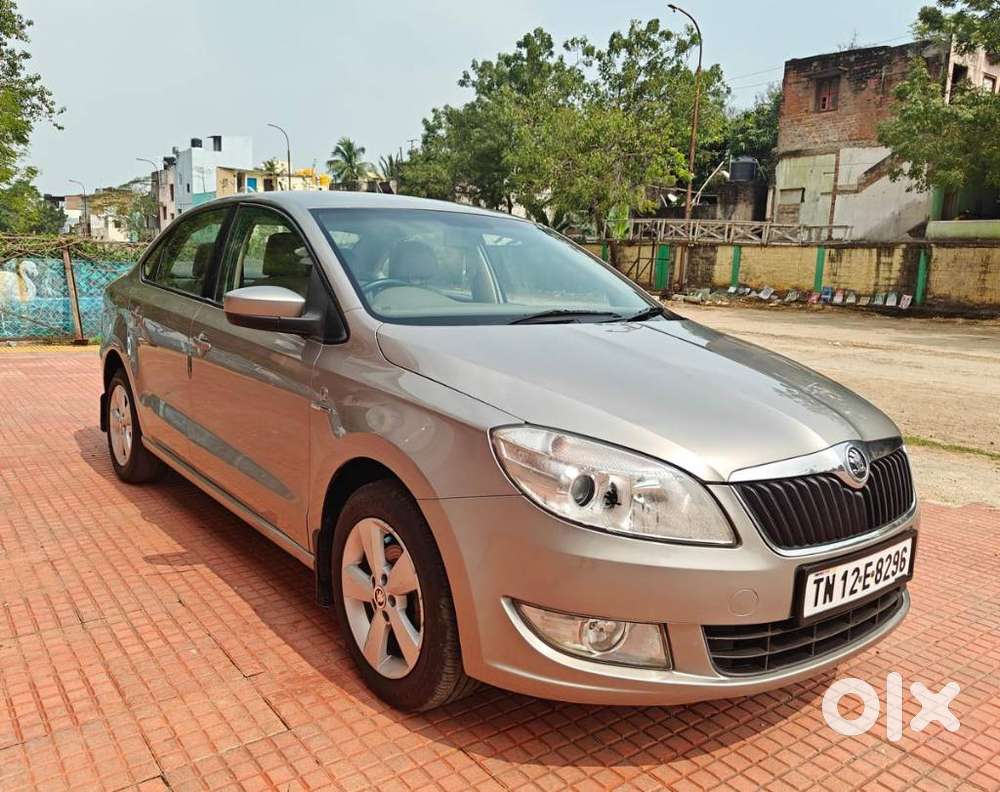 Skoda Rapid 2013-2016 1.6 Mpi At Elegance, 2014, Petrol