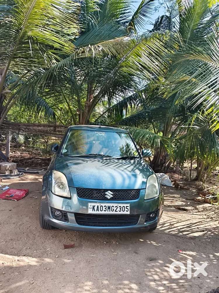 2nd Owner Maruti Swift 2006 Petrol Manual