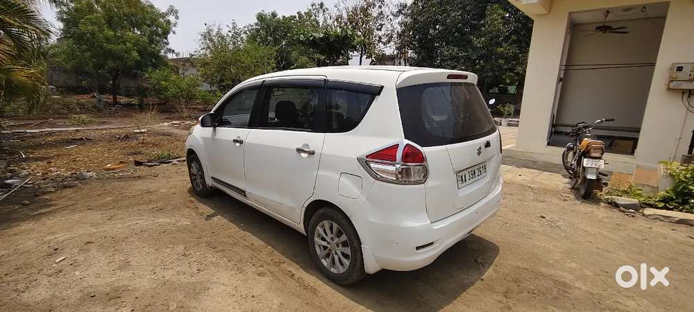 Maruti Suzuki Ertiga 2012 Zdi