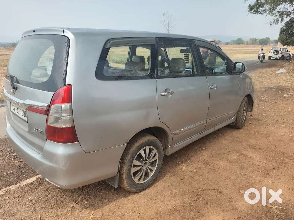 Toyota Innova 2015 Diesel Well Maintained