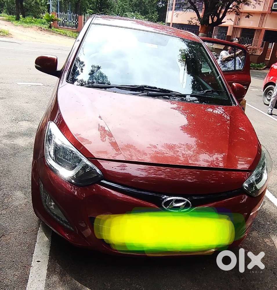 Hyundai I20 2013 Petrol 890000 Km Driven
