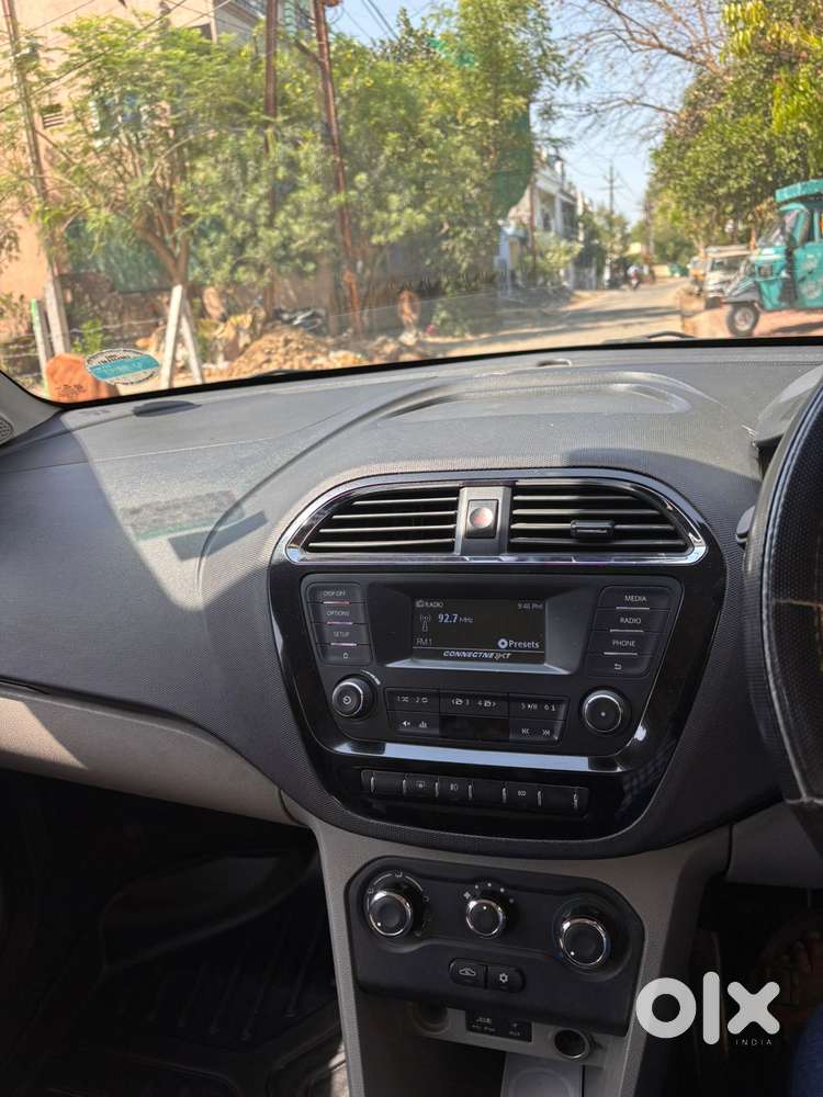 Tata Tiago 1.2 Revotron Xz Wo Alloy, 2016, Cng & Hybrids