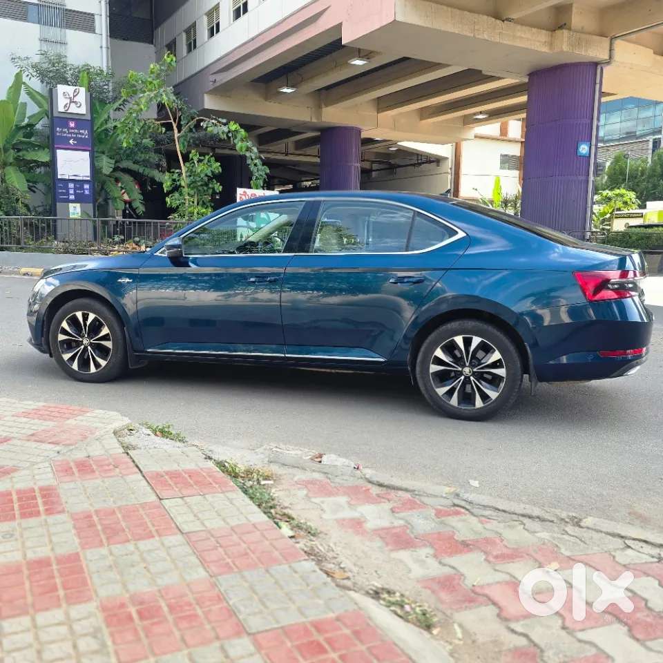 Skoda Superb 2.0 L&k Tsi At, 2022, Petrol