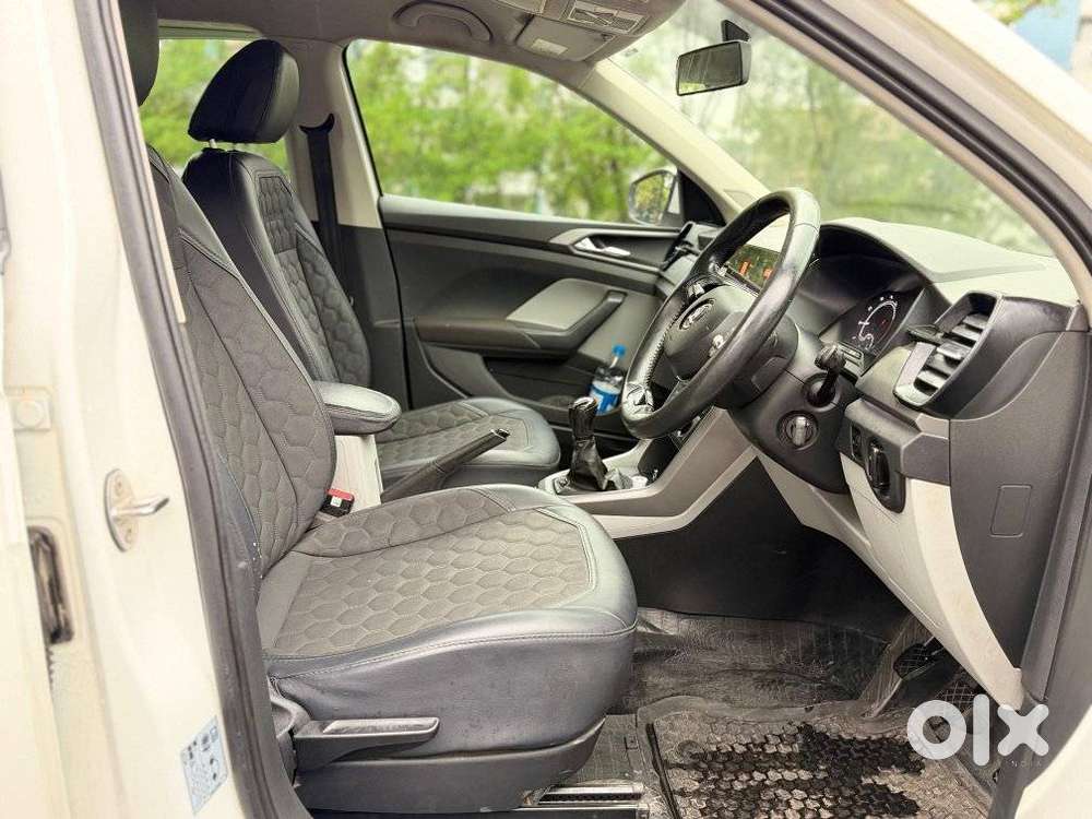 Skoda Kushaq 1.0 Tsi Ambition, 2022, Petrol