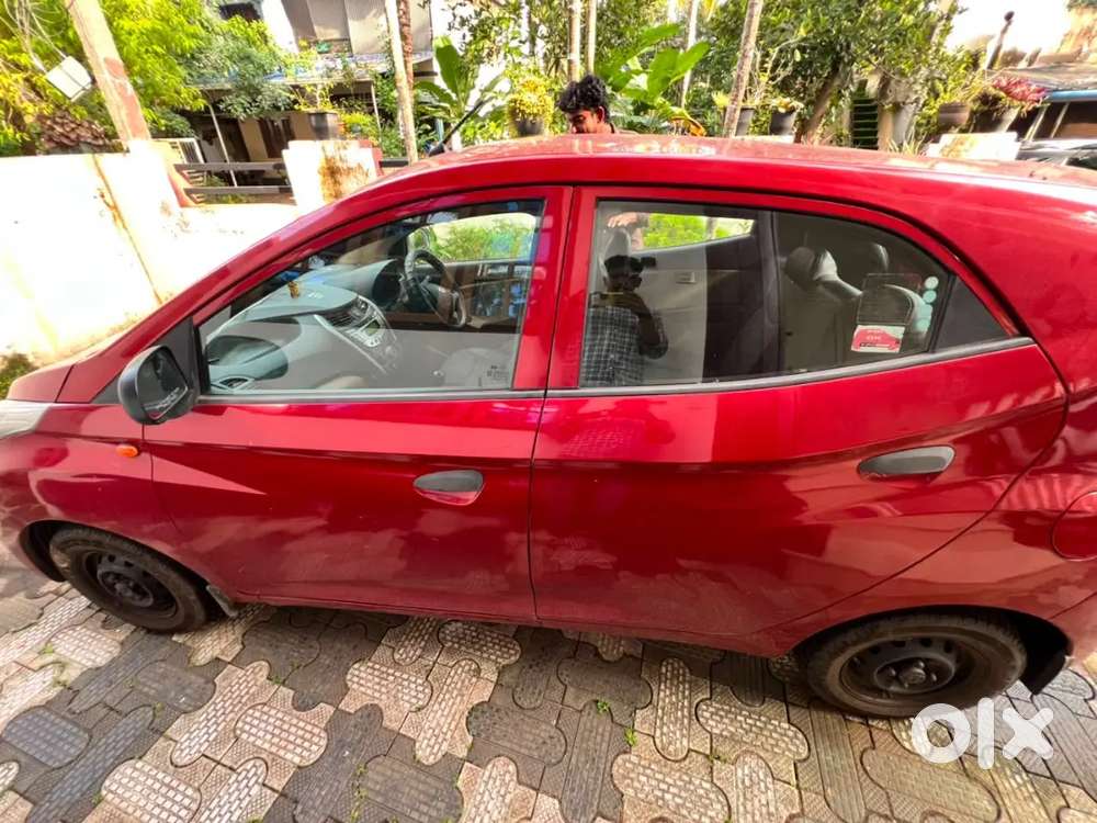 Hyundai Eon Magna 2012