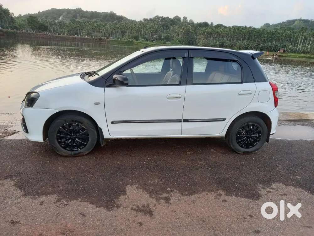 Toyota Etios Liva 2013 Diesel 182000 Km Driven
