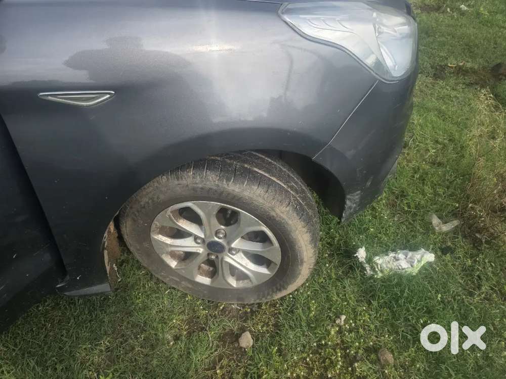 Ford Aspire Titanium Blu 2016