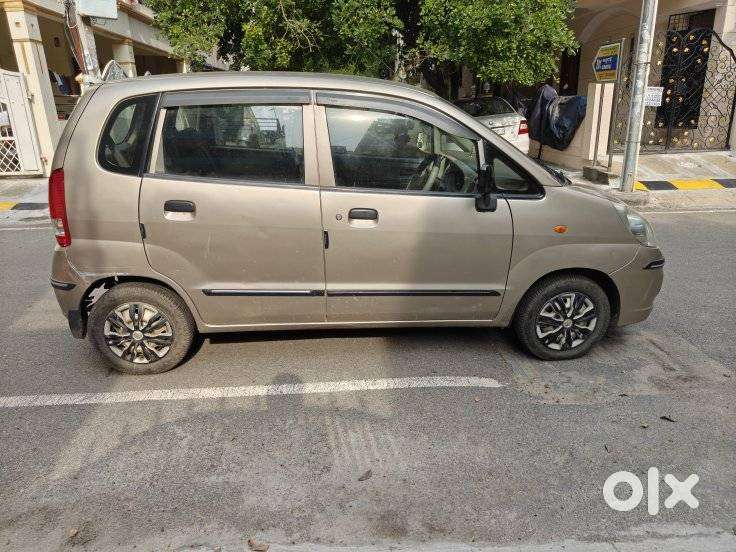 Maruti Suzuki Zen Estilo Lxi Bs Iv, 2011, Petrol