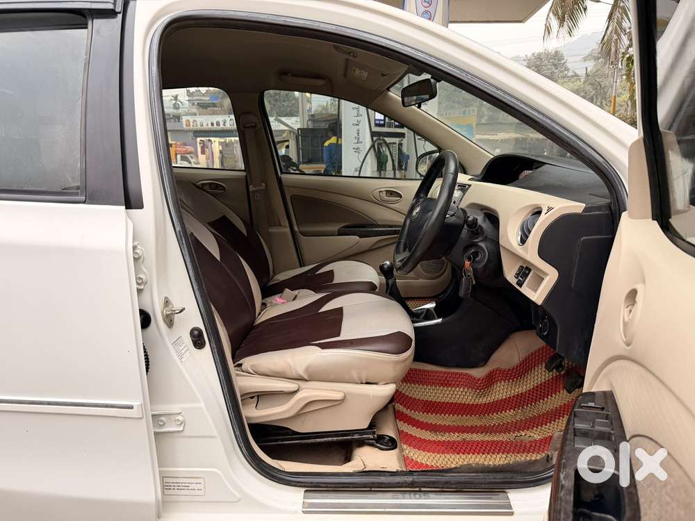 Toyota Etios 1.5 V, 2018, Petrol