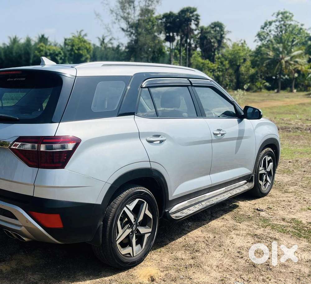 Hyundai Alcazar Prestige, 2022, Petrol