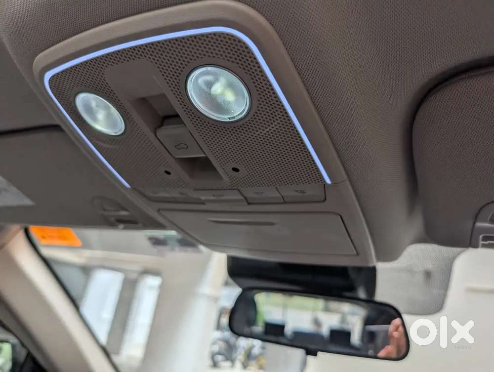 Mahindra Xuv700 2025 Diesel 7 Str Panaromic Sunroof Ventilated Seats