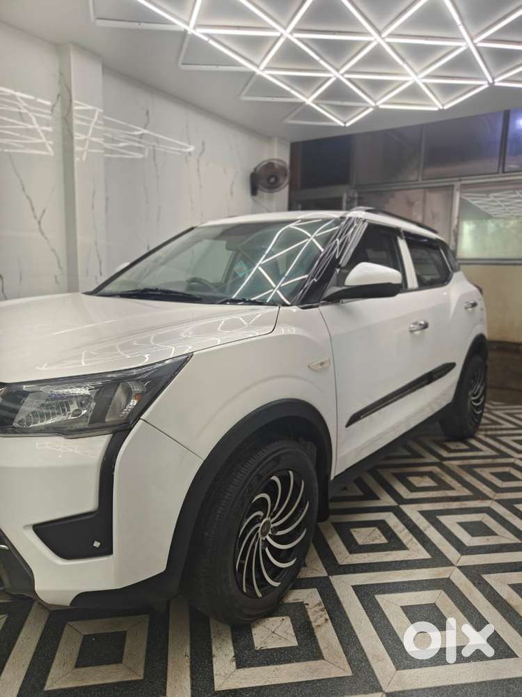 Mahindra Xuv300, 2024, Petrol
