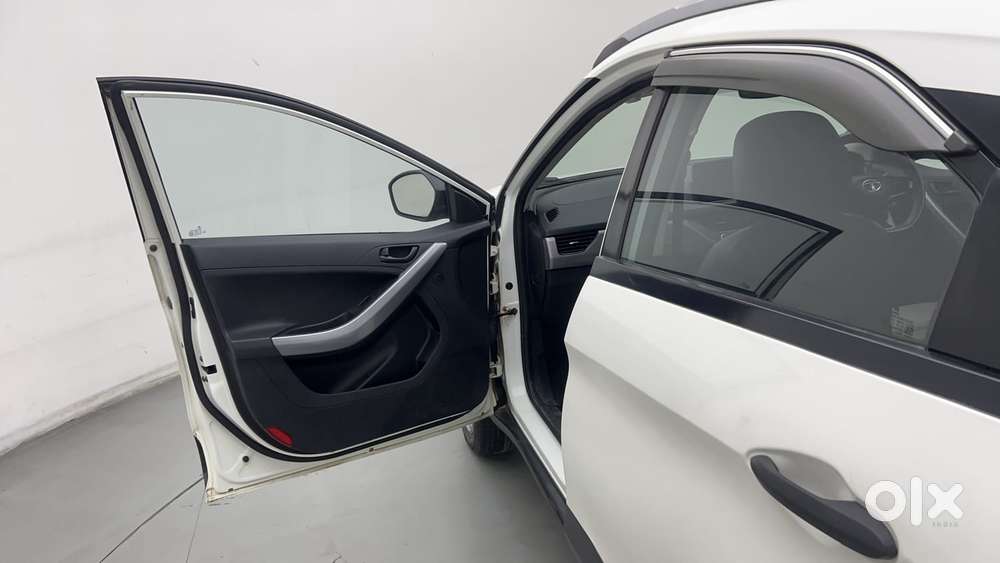 Tata Nexon 1.2 Revotron Xm, 2023, Petrol