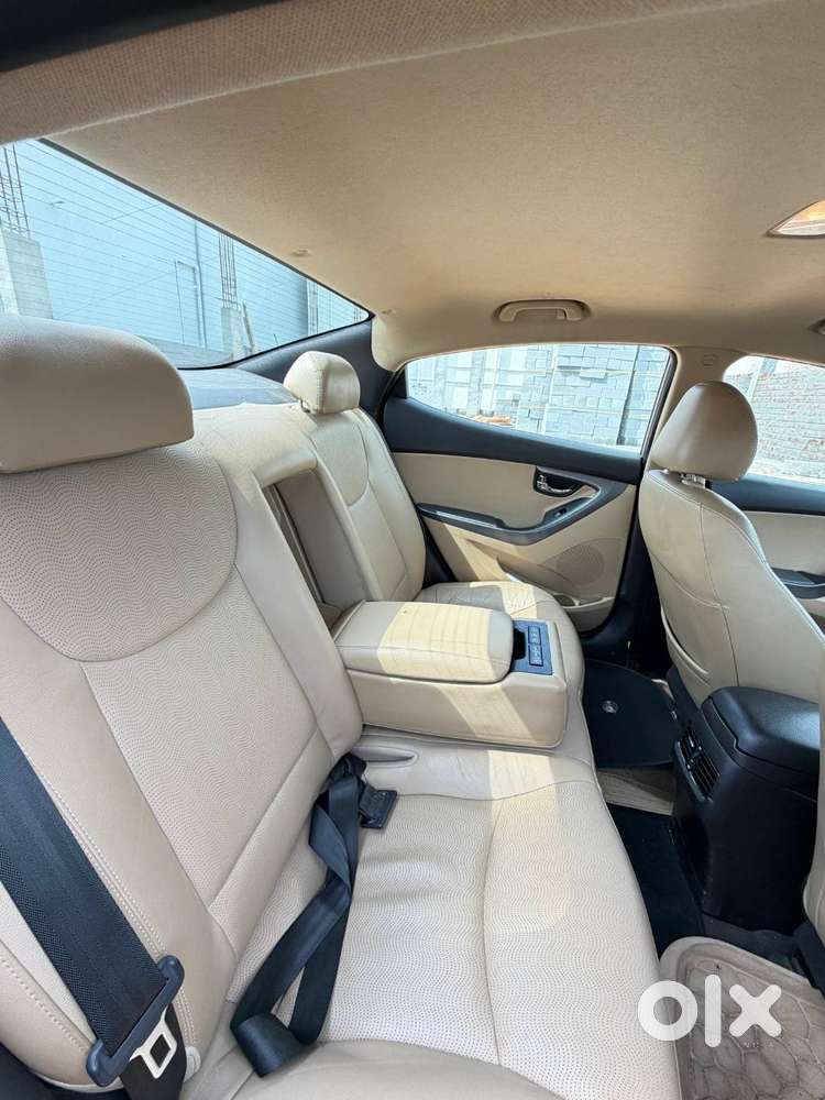 Hyundai Elantra 2013 78000 Kilometer Driven Well Maintainted
