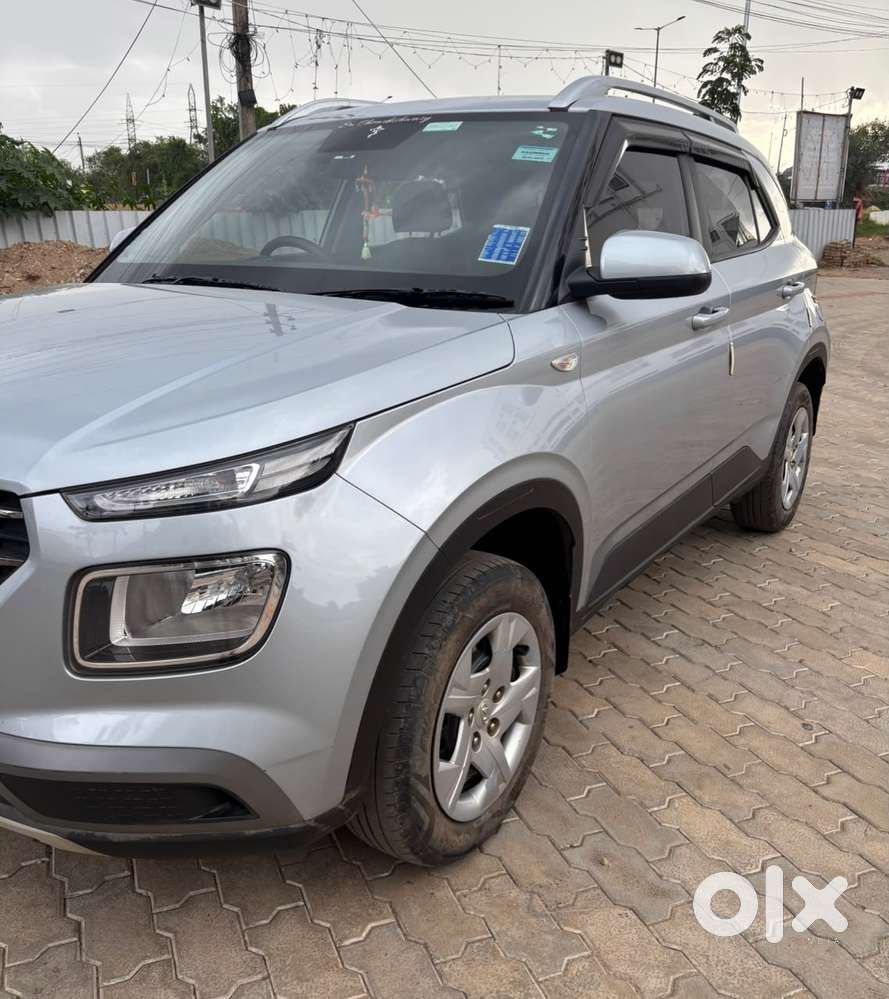 Hyundai Venue S Mt 1.2 Kappa, 2022, Petrol