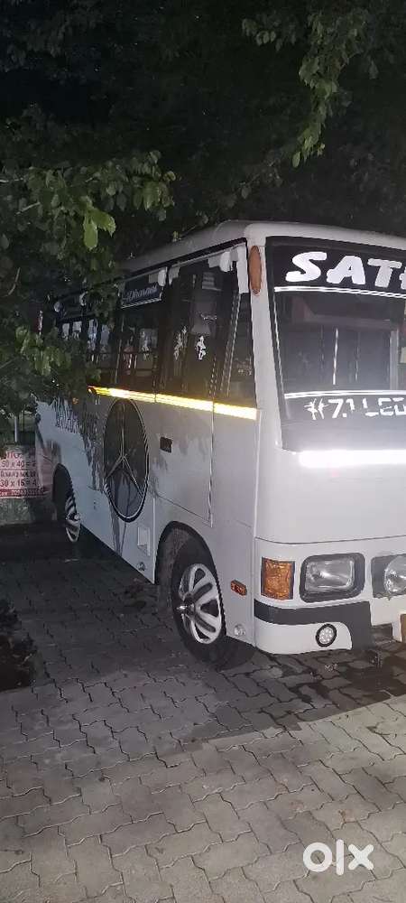 mahindra tourister Commercial Other Vehicles 1822325007