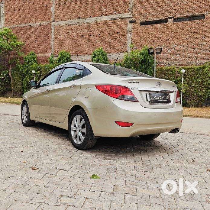 Hyundai Verna Fluidic 1.6 Vtvt Sx, 2013, Petrol