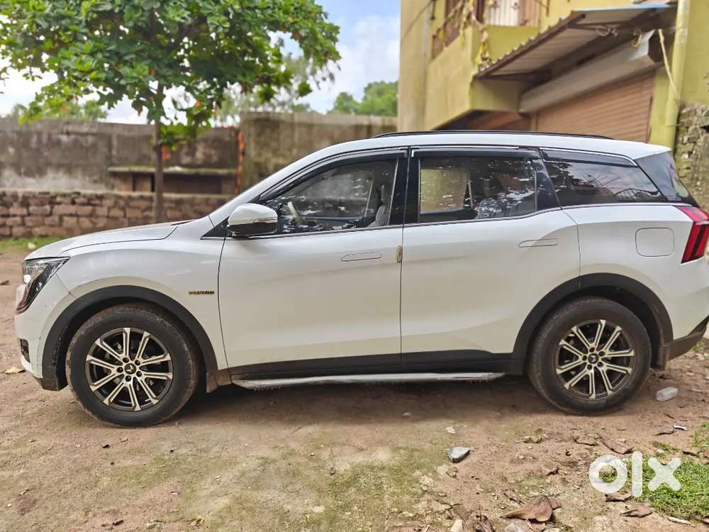 Mahindra Xuv700 Ax7 2024
