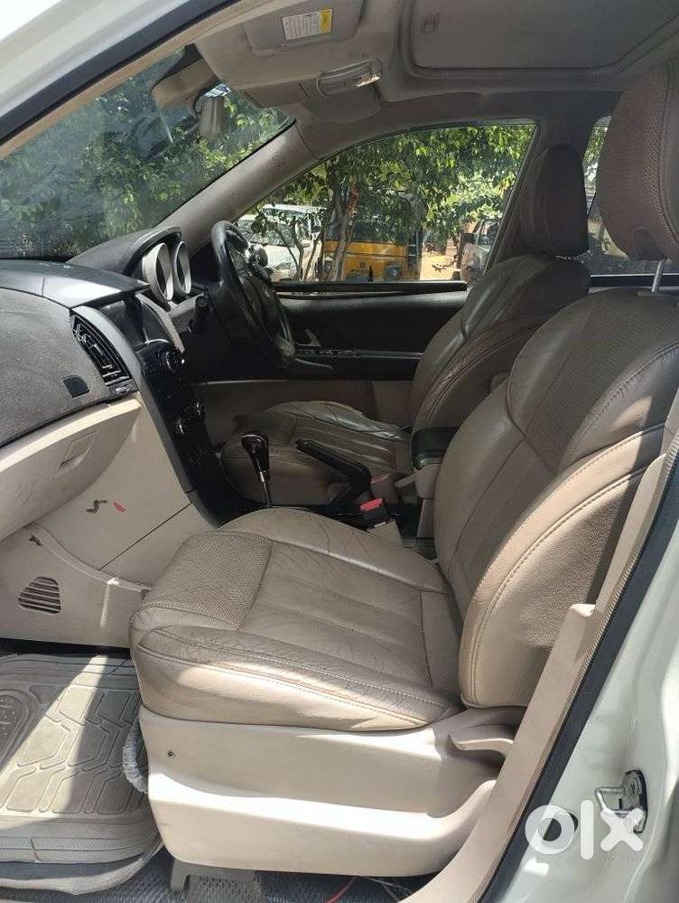 Mahindra Xuv500 At W10 Awd, 2016, Diesel