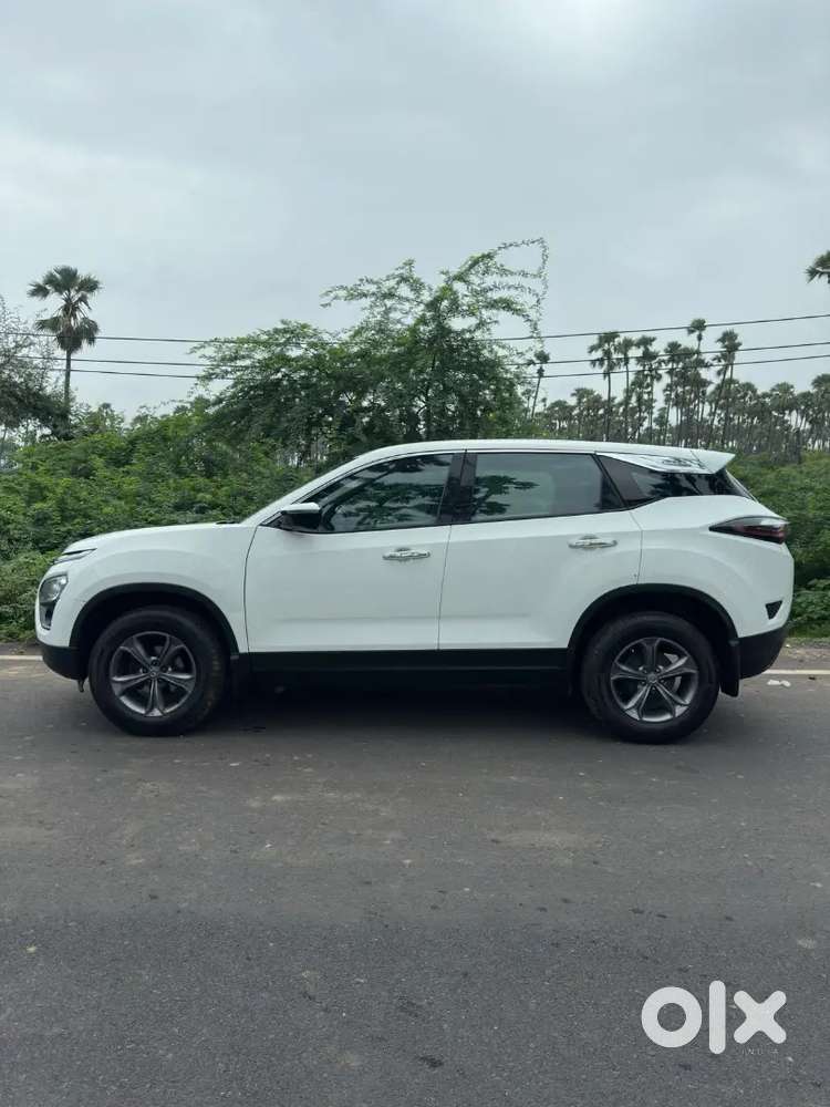 Tata Harrier Xt+ Sunroof