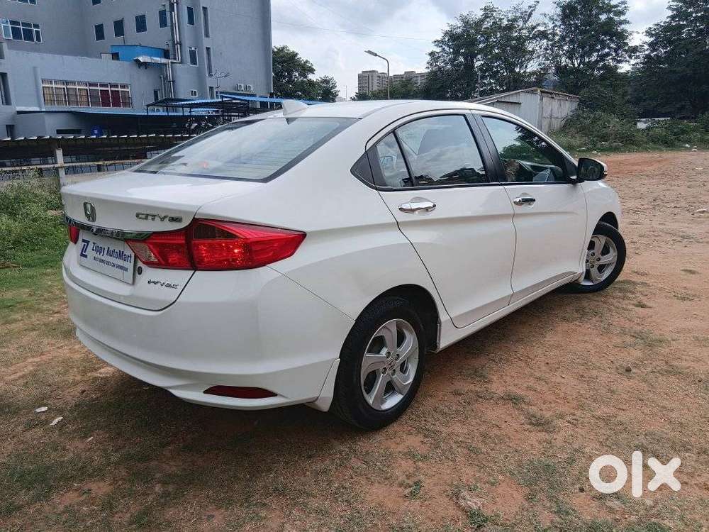 Honda City V Mt, 2015, Petrol