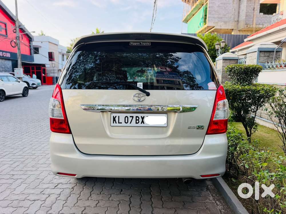 Toyota Innova [ ] 2.5 V Diesel 7 Str, 2013, Diesel