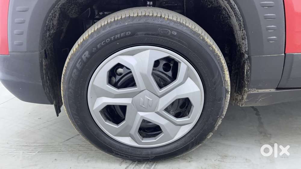 Maruti Suzuki Brezza Vxi At, 2025, Petrol