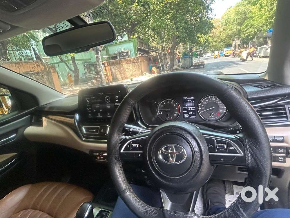 Toyota Glanza V Cvt, 2023, Petrol