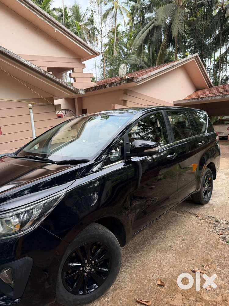 Innova Crysta 2.8 G Automatic