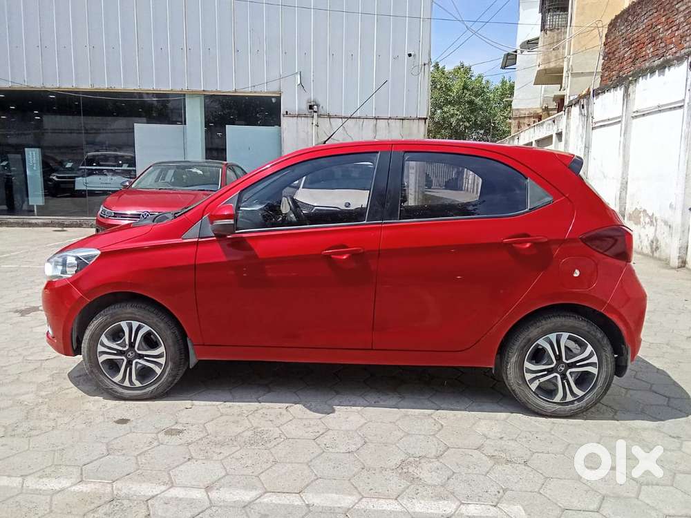 Tata Tiago 1.05 Revotorq Xz, 2018, Petrol