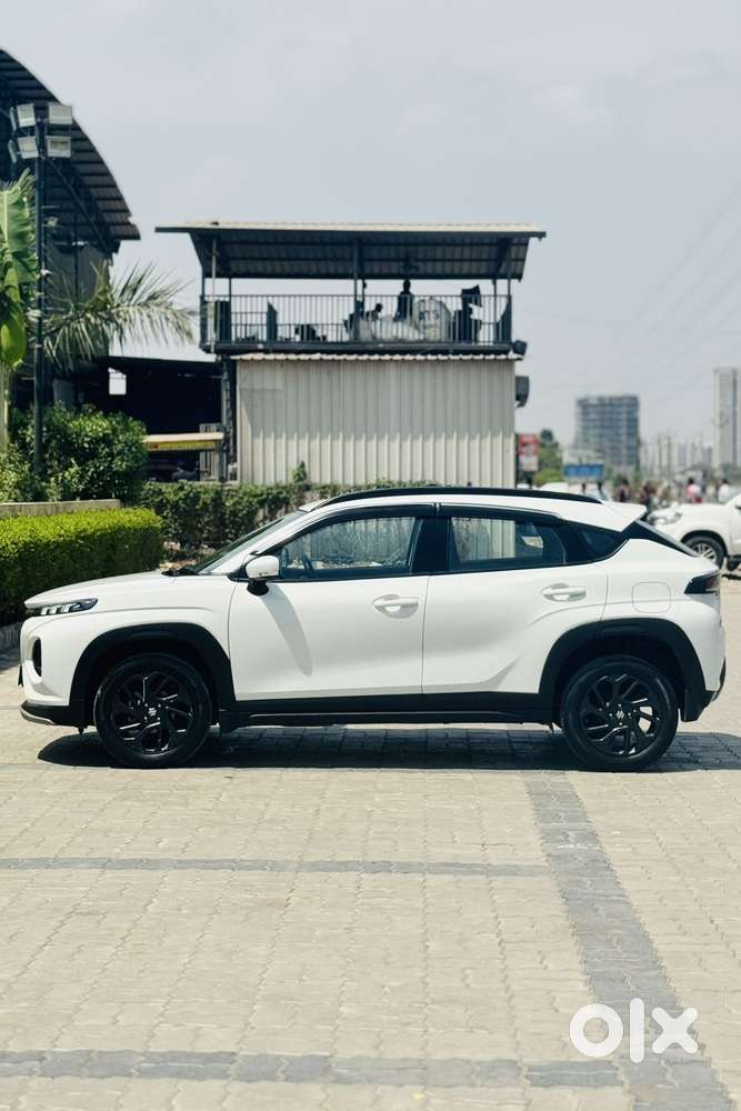 Maruti Suzuki Fronx Delta Plus 1.2l Ags, 2023, Petrol