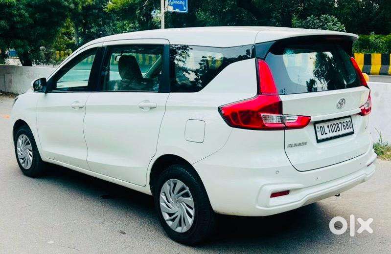Toyota Rumion S Cng, 2026, Cng & Hybrids