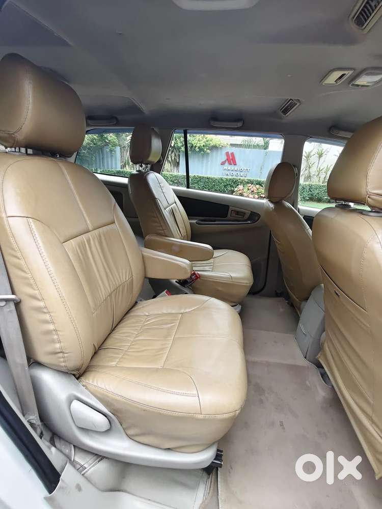 Toyota Innova 2.5 G (diesel) 7 Seater, 2016, Diesel