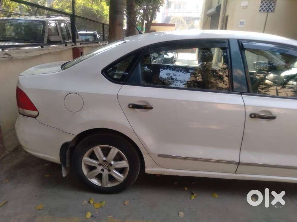 Volkswagen Vento 2010 Highline Petrol Very Well Maintained