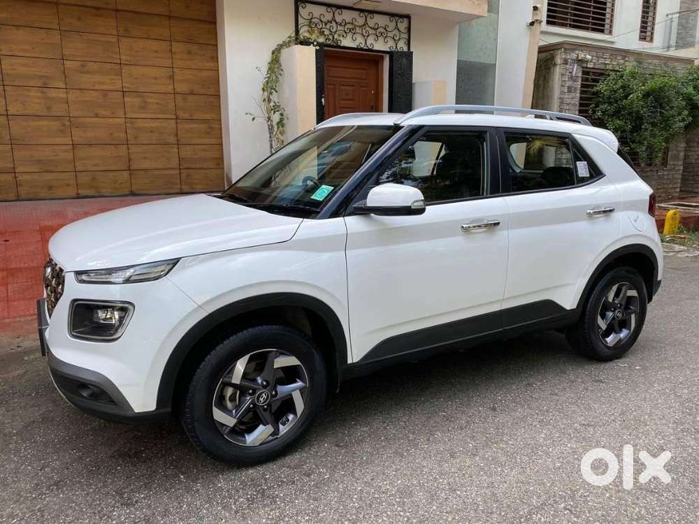 Hyundai Venue Sx Plus Turbo Dct, 2022, Petrol
