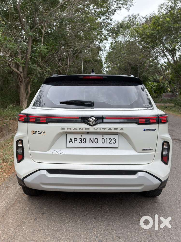 Maruti Suzuki Grand Vitara 1.5 Alpha Awd, 2022, Petrol