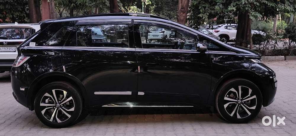 Mg Windsor Ev Essence, 2025, Electric