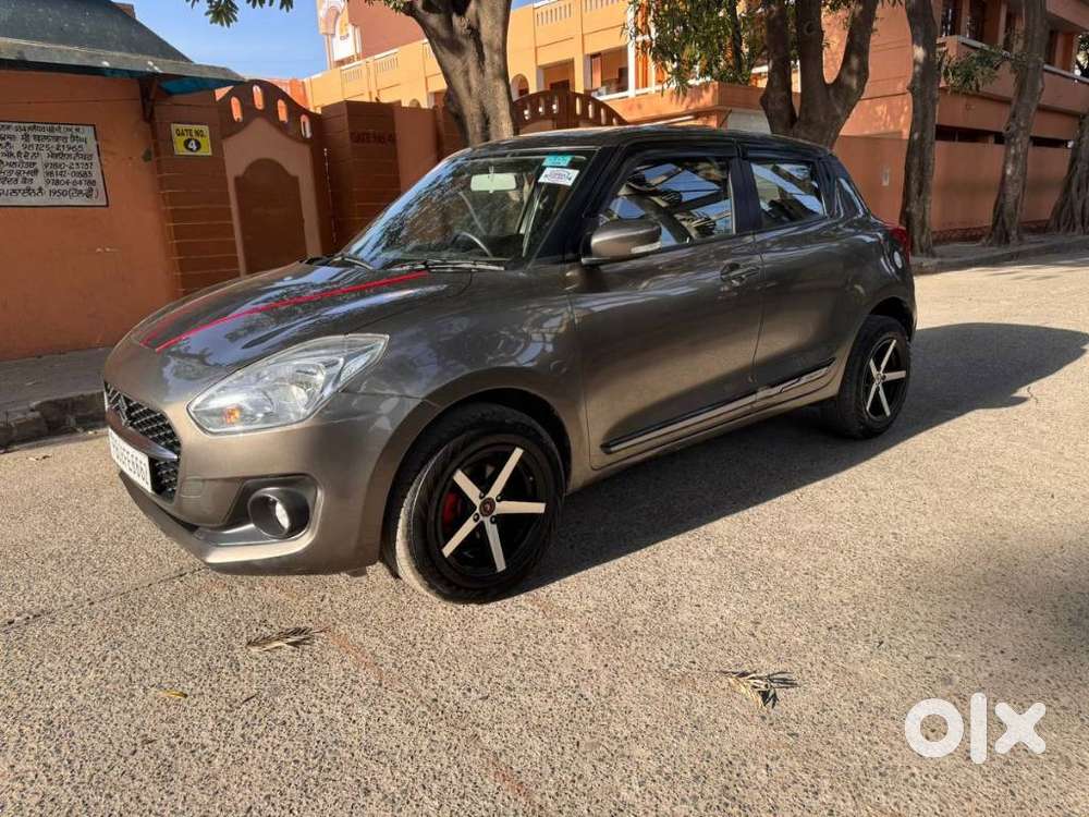 Maruti Suzuki Swift 1.2 Vxi (o), 2023, Petrol