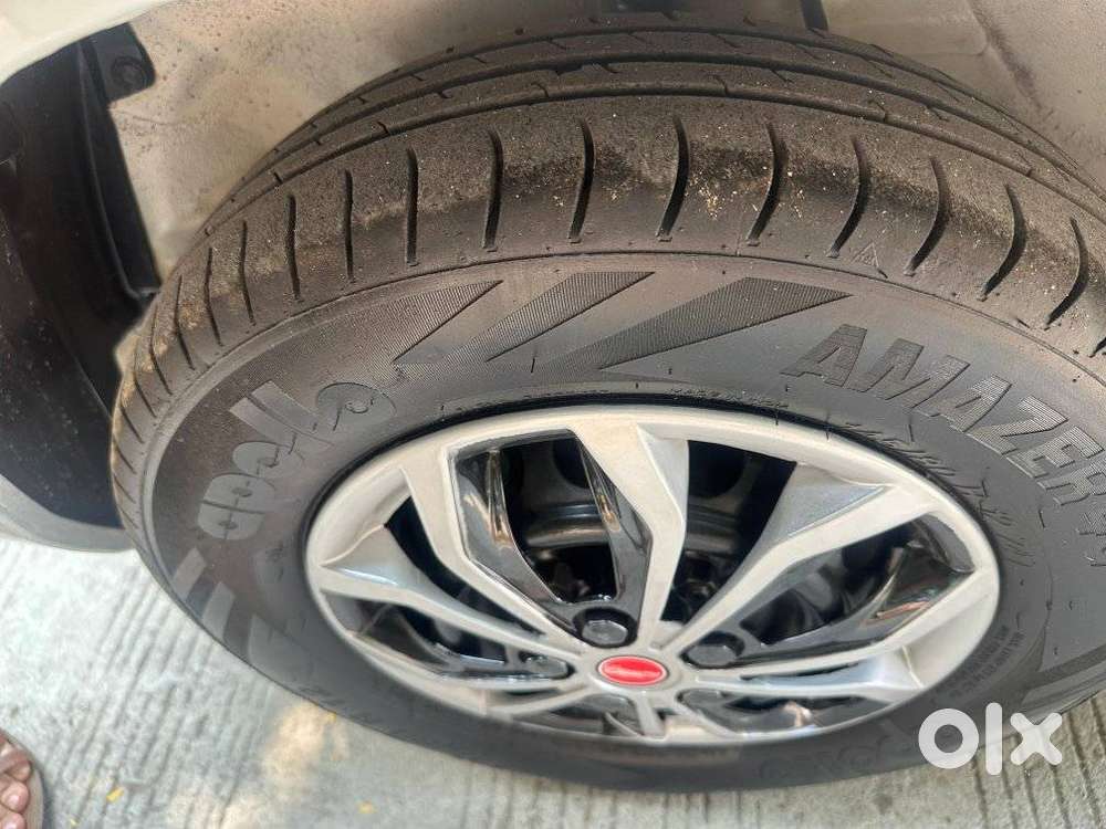Maruti Suzuki Swift Lxi Optional-o, 2016, Petrol