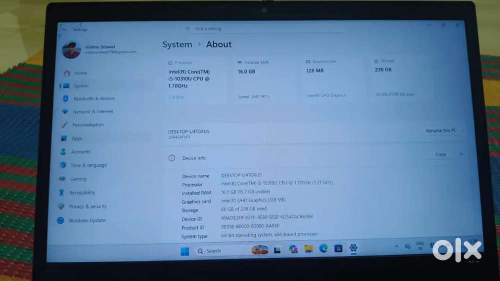 Touchscreen laptop i5 16 Gb ram 512 gb storage with keyboard