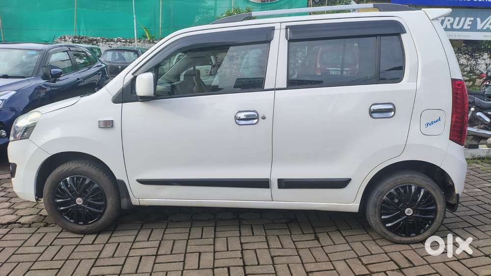 Maruti Suzuki Wagon R Vxi, 2017, Petrol