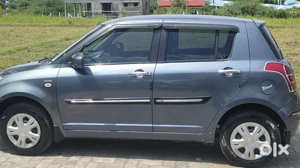 Swift Maruti Rs 2011