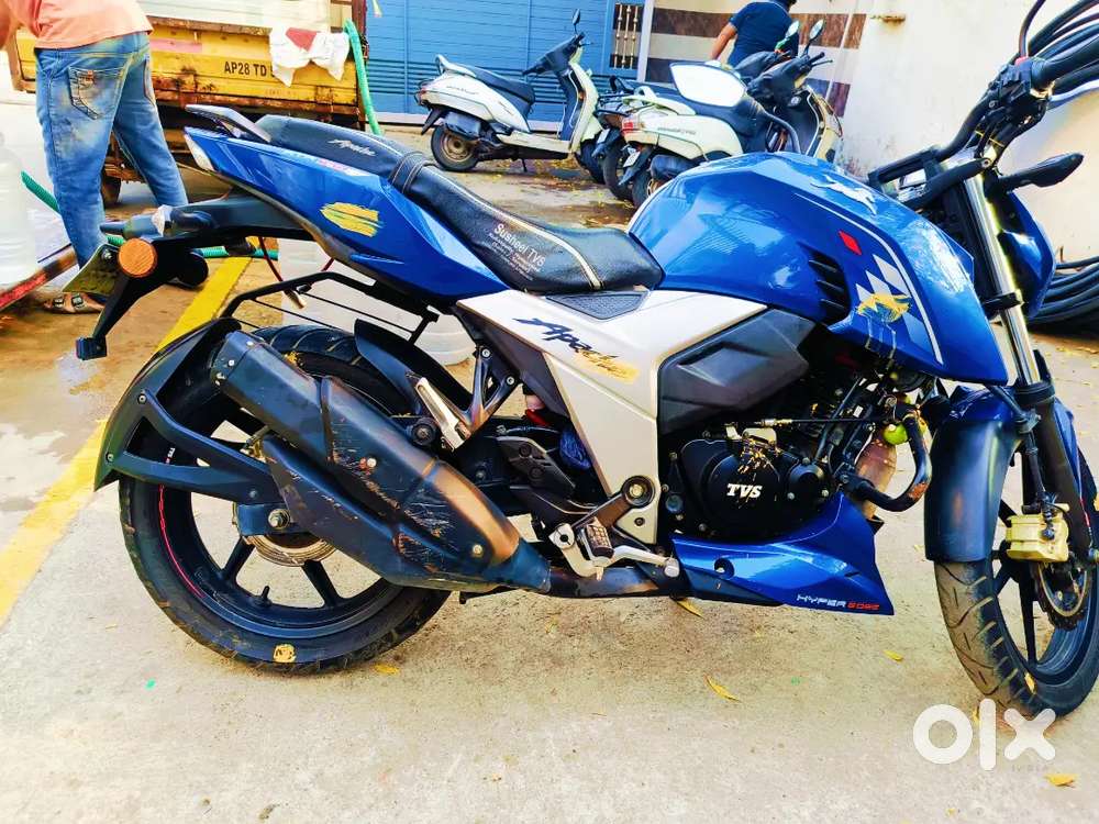 Blue Tvs Apache 160 4v Bs6 Tvs Apache 160 4v Full Specification
